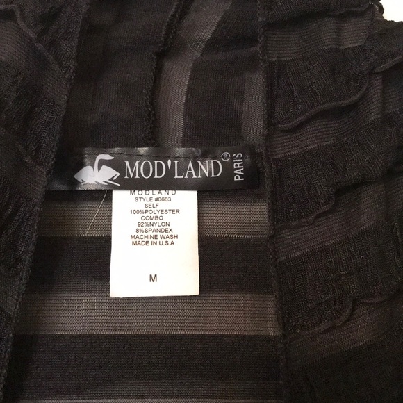 Best.. black with different fabrics.. so pretty - Picture 2 of 4